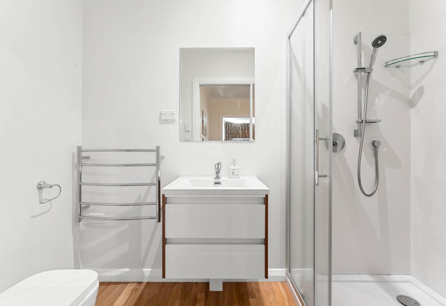 Cherry Tree Manor Bed & Breakfast Tamahere