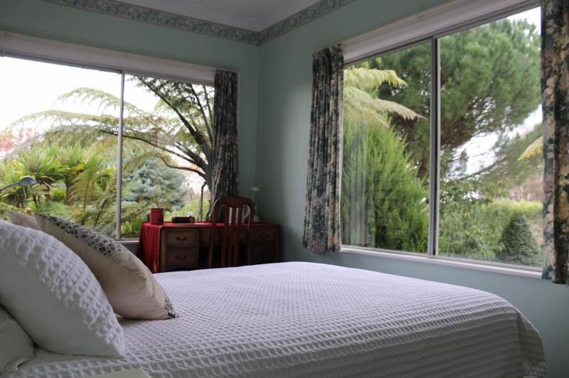 Bed & Breakfast Cherry Tree Manor 3*