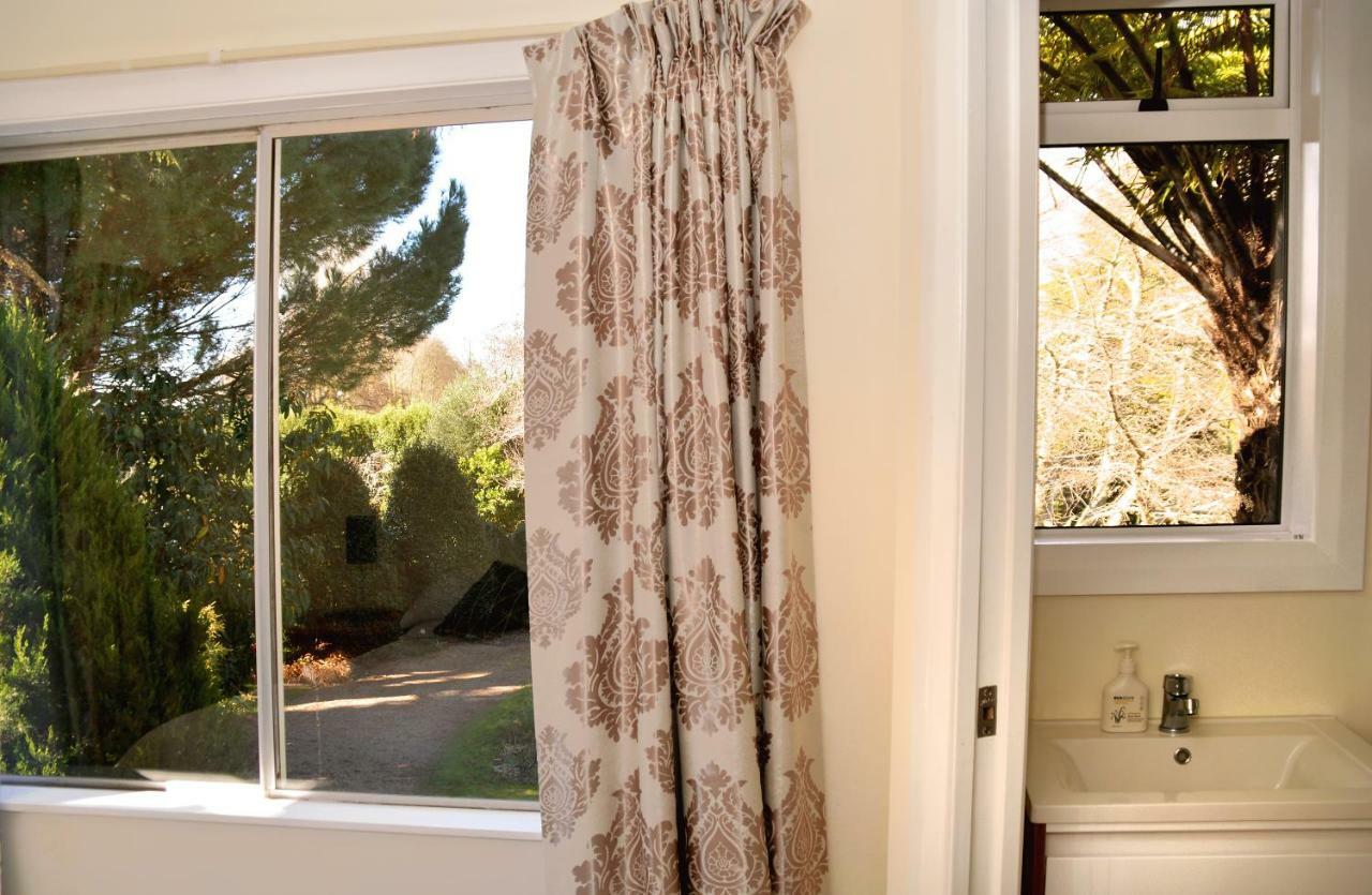 Cherry Tree Manor Bed & Breakfast Tamahere